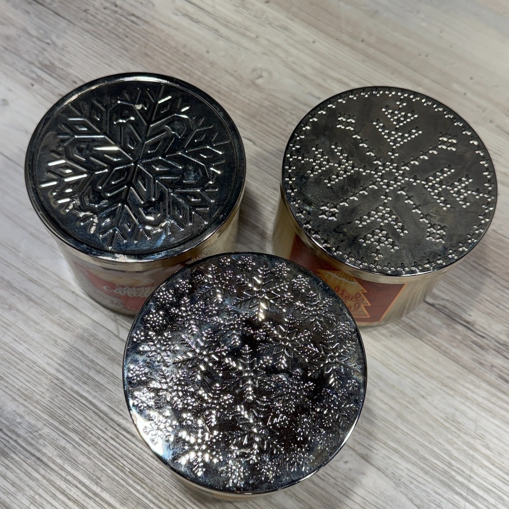 Lot 3 - Bath & Body Works Scented Candle 2 Salted Caramel 1 Merry Cookie 14.5oz - Picture 2 of 6